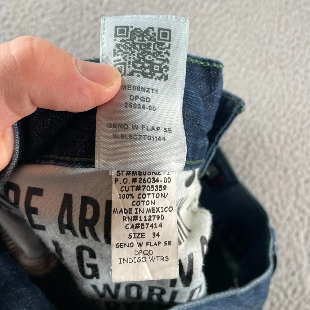 True Religion Men's Geno Flap SE Jeans Denim Blue Wash Size 34 Relax Slim Distre